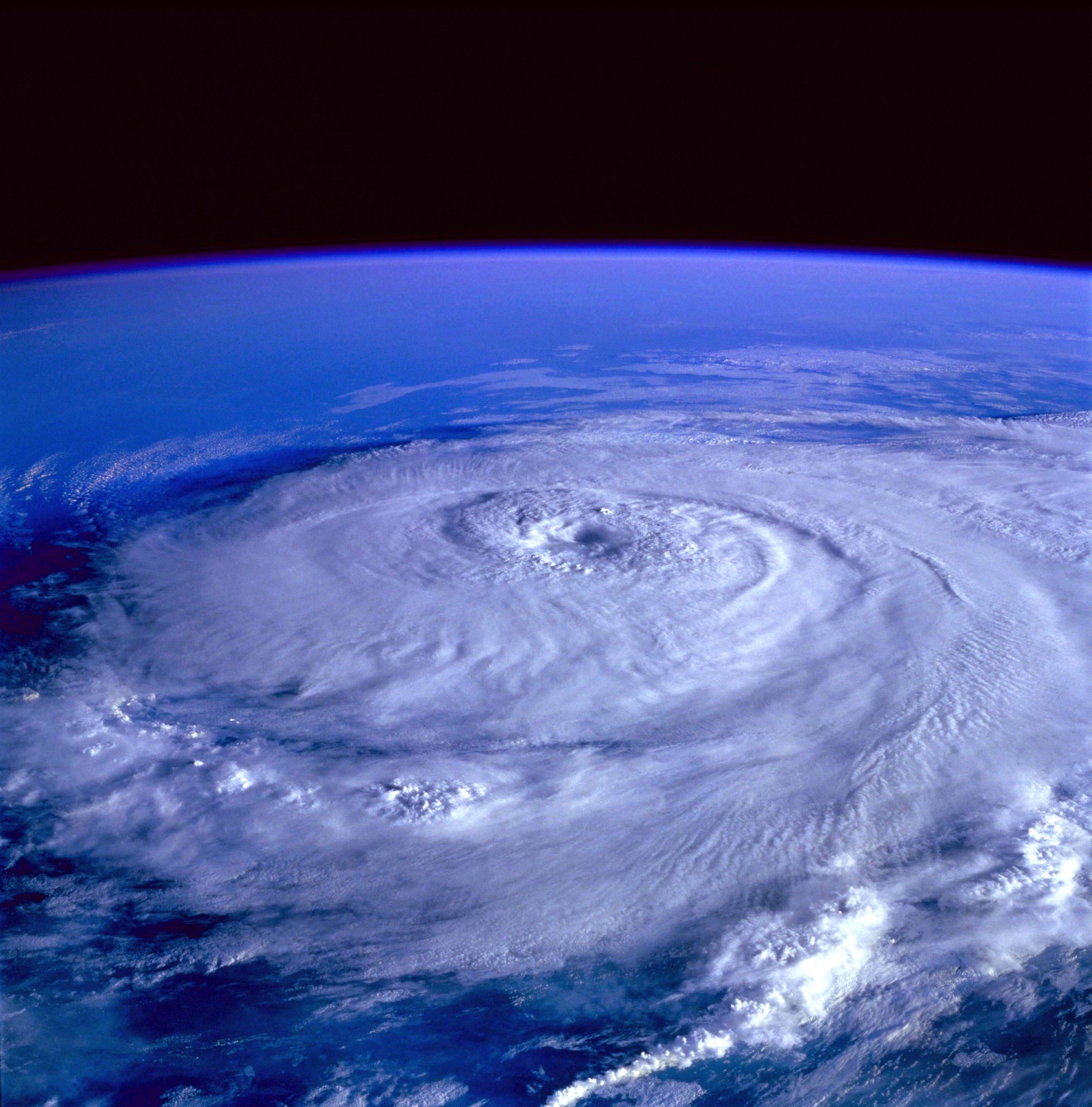 Consejos para prepararte en esta temporada de huracanes